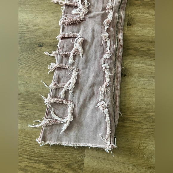 GUAPI Shredded Cargo Jeans in Mauve Pink – EU Size 40/ US Size 6– NWT - Picture 3 of 14